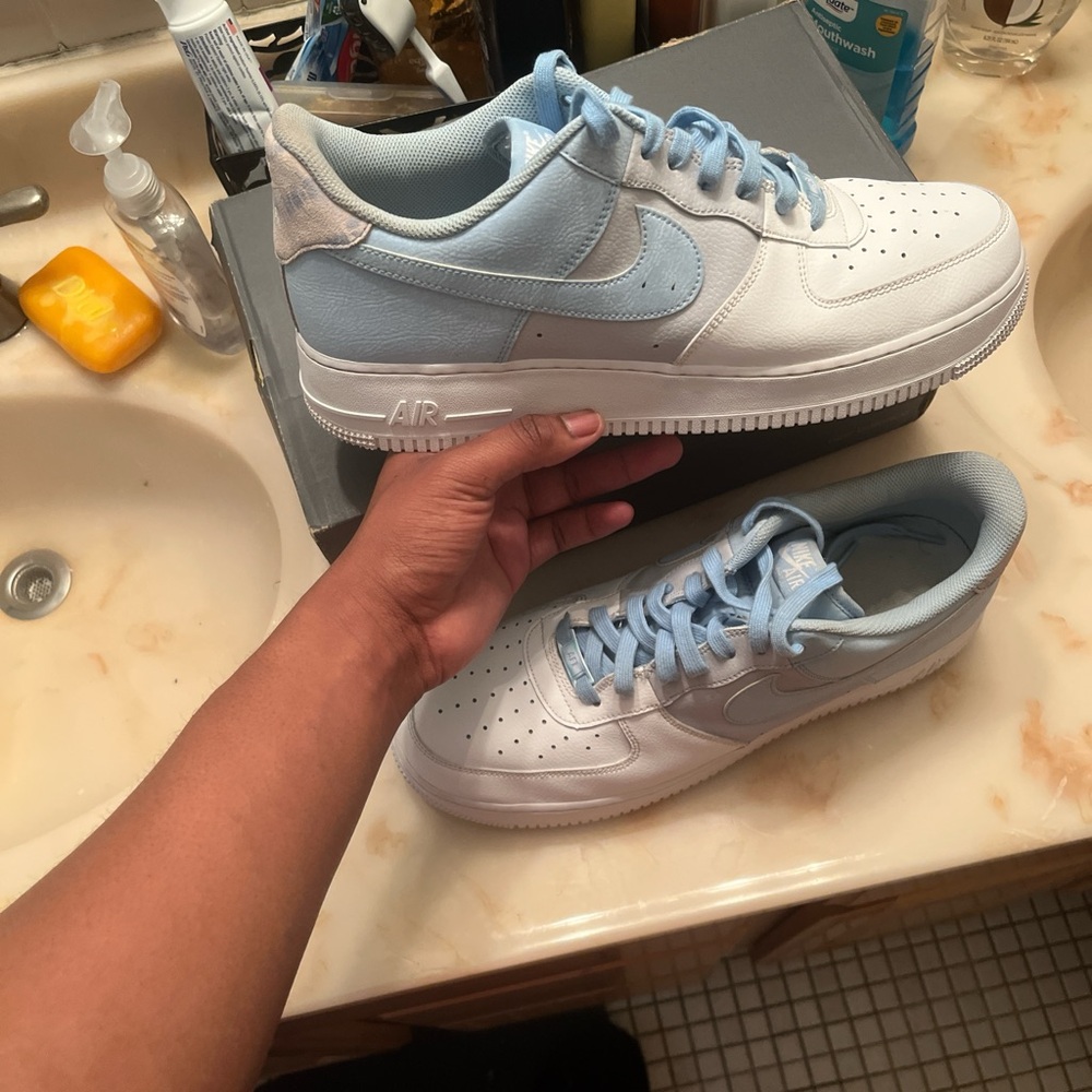 Nike Air Force 1 Low - White and Light Blue